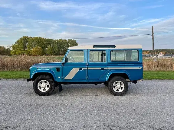 Land Rover Defender 110 1997 photo 3