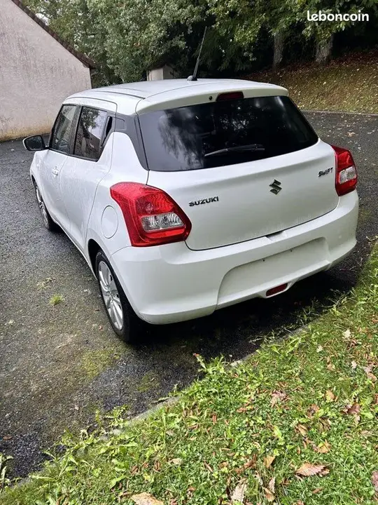 Suzuki Swift 2019 photo 2