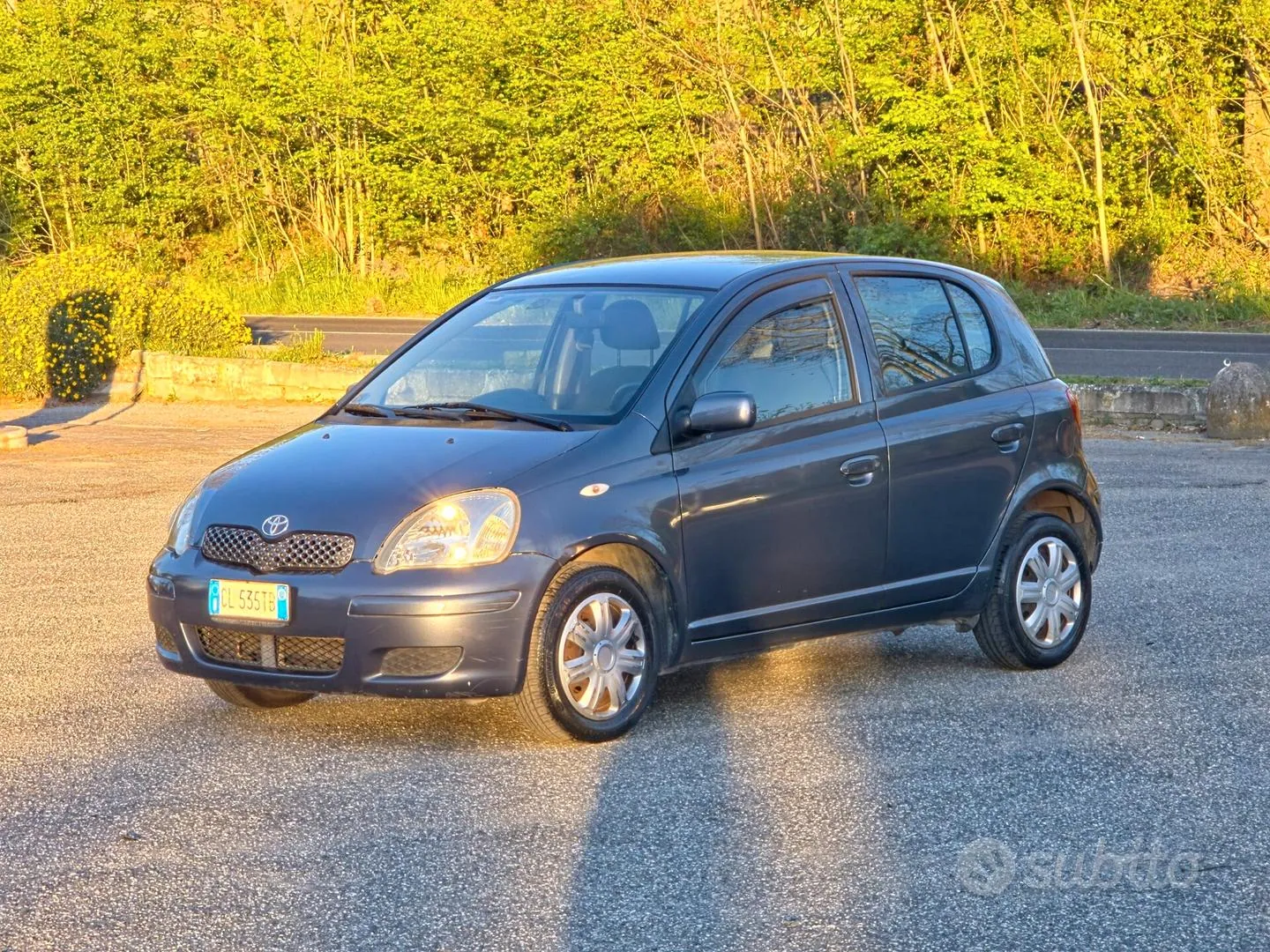 Toyota Yaris 2004 photo 3