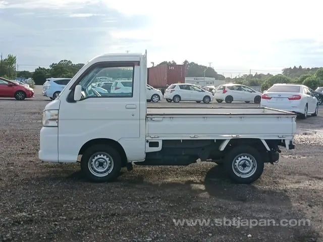 Daihatsu Ebd-S211P 2013 photo 4
