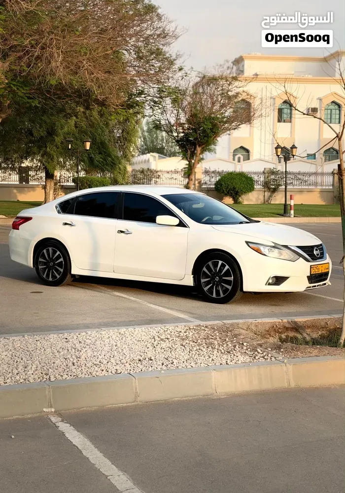 Nissan Altima 2016 photo 2