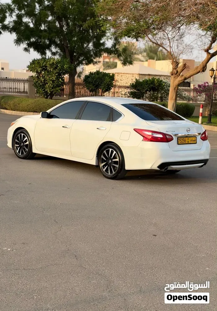Nissan Altima 2016 photo 4