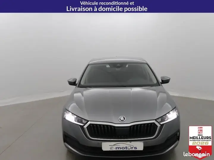 Skoda Octavia 2023 photo 2