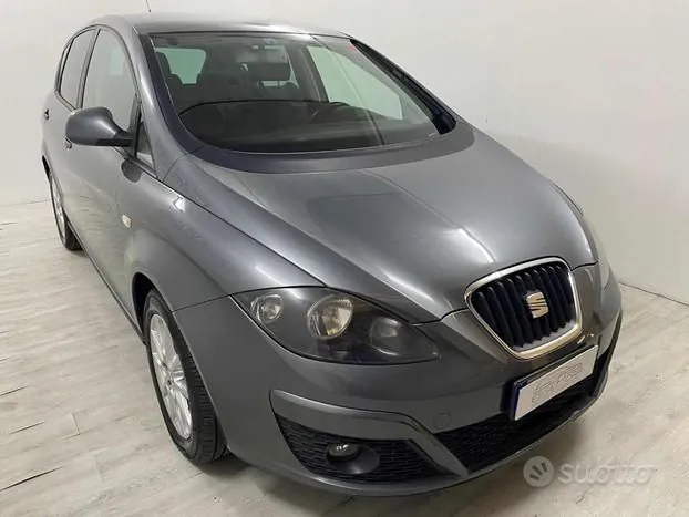 Seat Altea 2013 photo 2