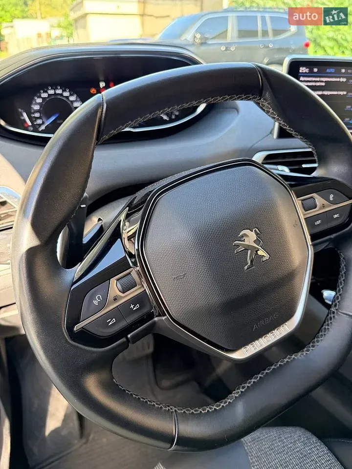 Peugeot 3008 2020 photo 4