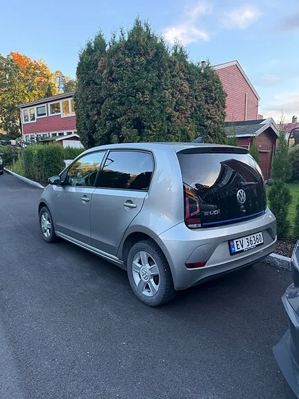 Volkswagen E-Up! 2019 photo 2