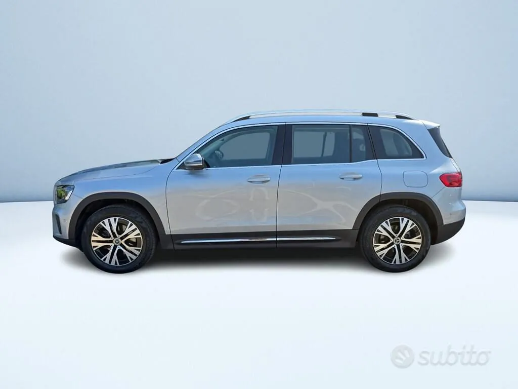 Mercedes-Benz Glb 2025 photo 4