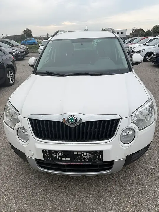 Skoda Yeti 2013 photo 3