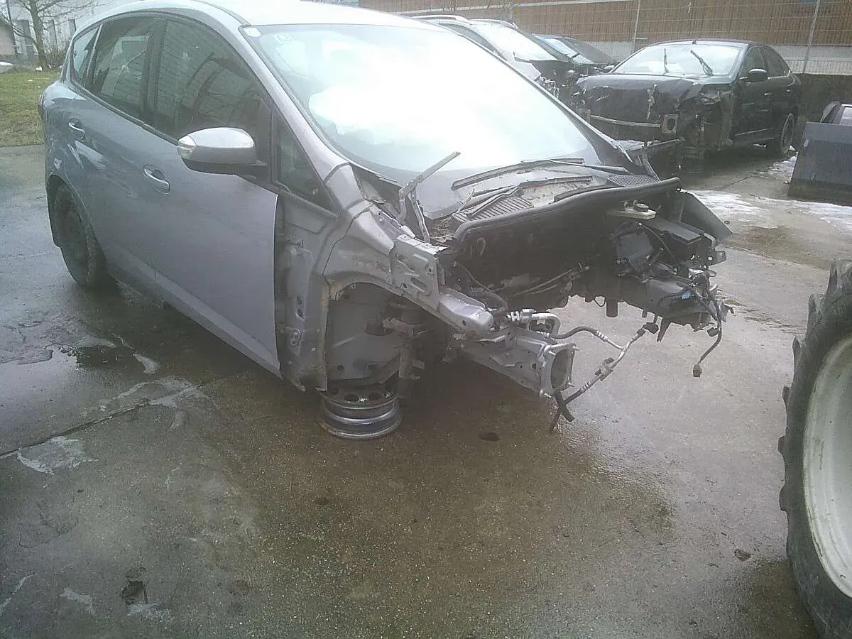 Ford C-Max 2013 photo 3