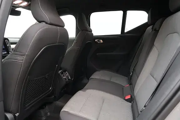 Volvo Xc40 2025 photo 5