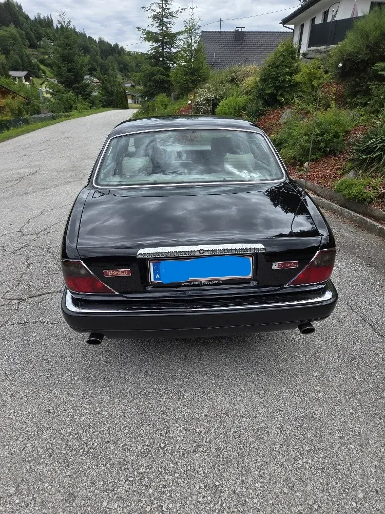 Jaguar Double Six 1995 photo 2