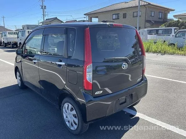Daihatsu Move L 2014 photo 3