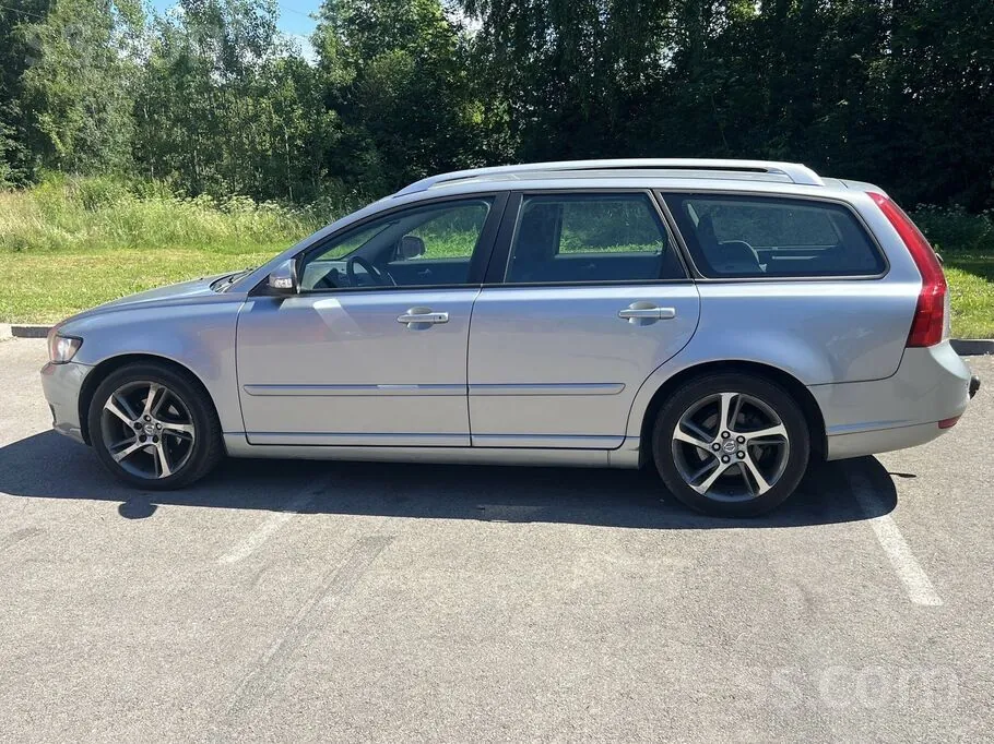 Volvo V50 2012 photo 4