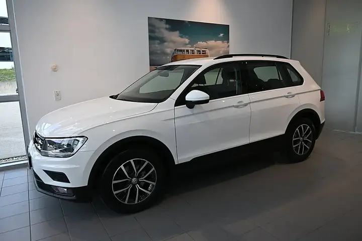 Volkswagen Tiguan 2019 photo 2