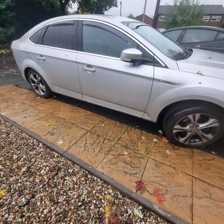 Ford Mondeo 2010 photo 2