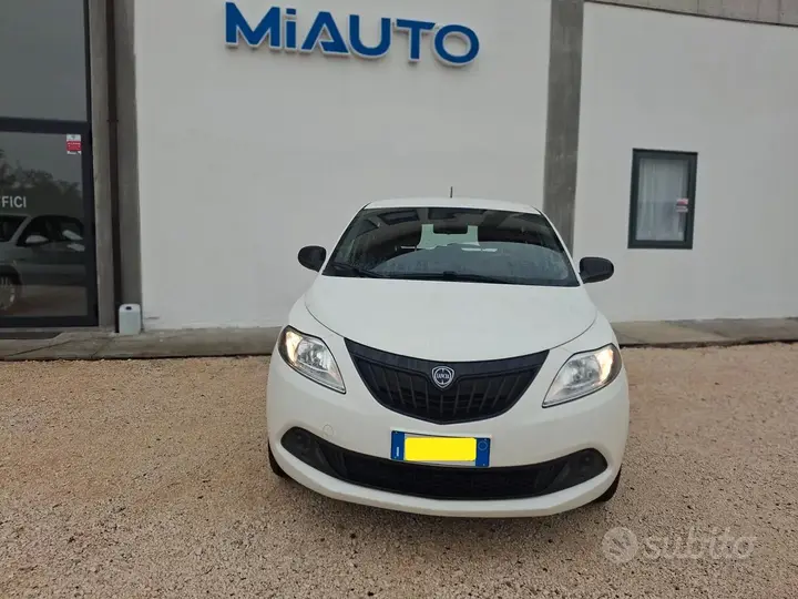 Lancia Ypsilon 2023 photo 3