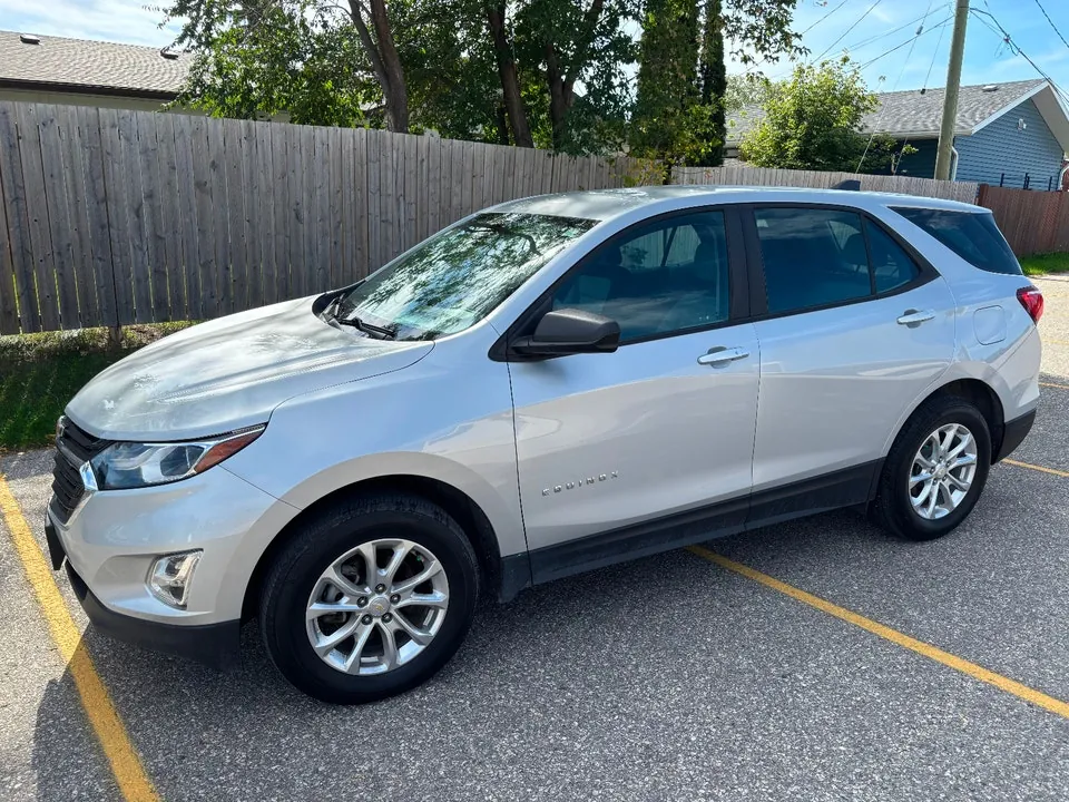 Chevrolet Equinox 2021 photo 3