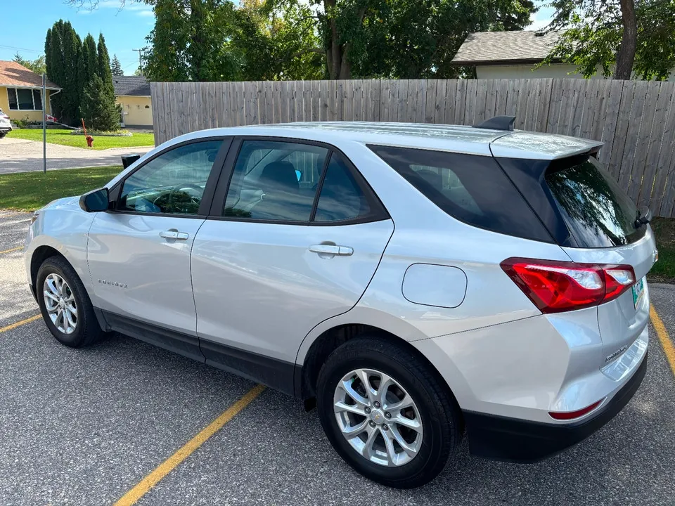 Chevrolet Equinox 2021 photo 4