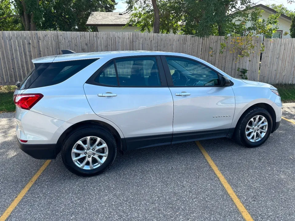 Chevrolet Equinox 2021 photo 5