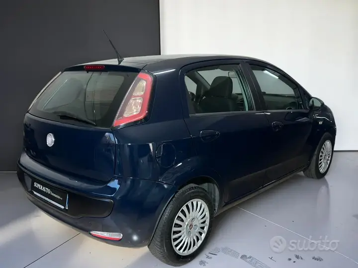 Fiat Punto Evo 2010 photo 3