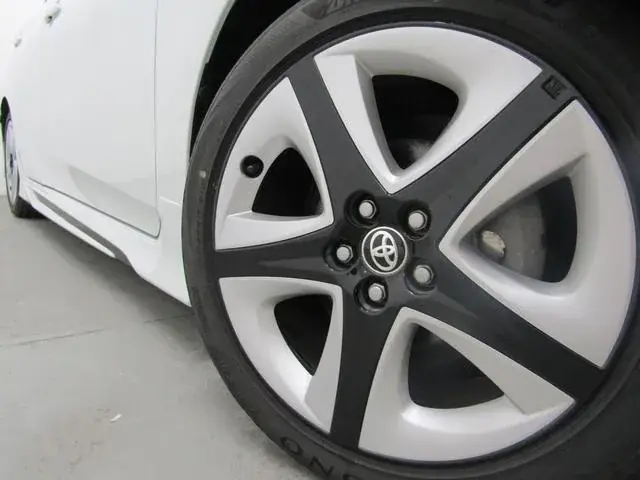 Toyota Prius 2017 photo 5