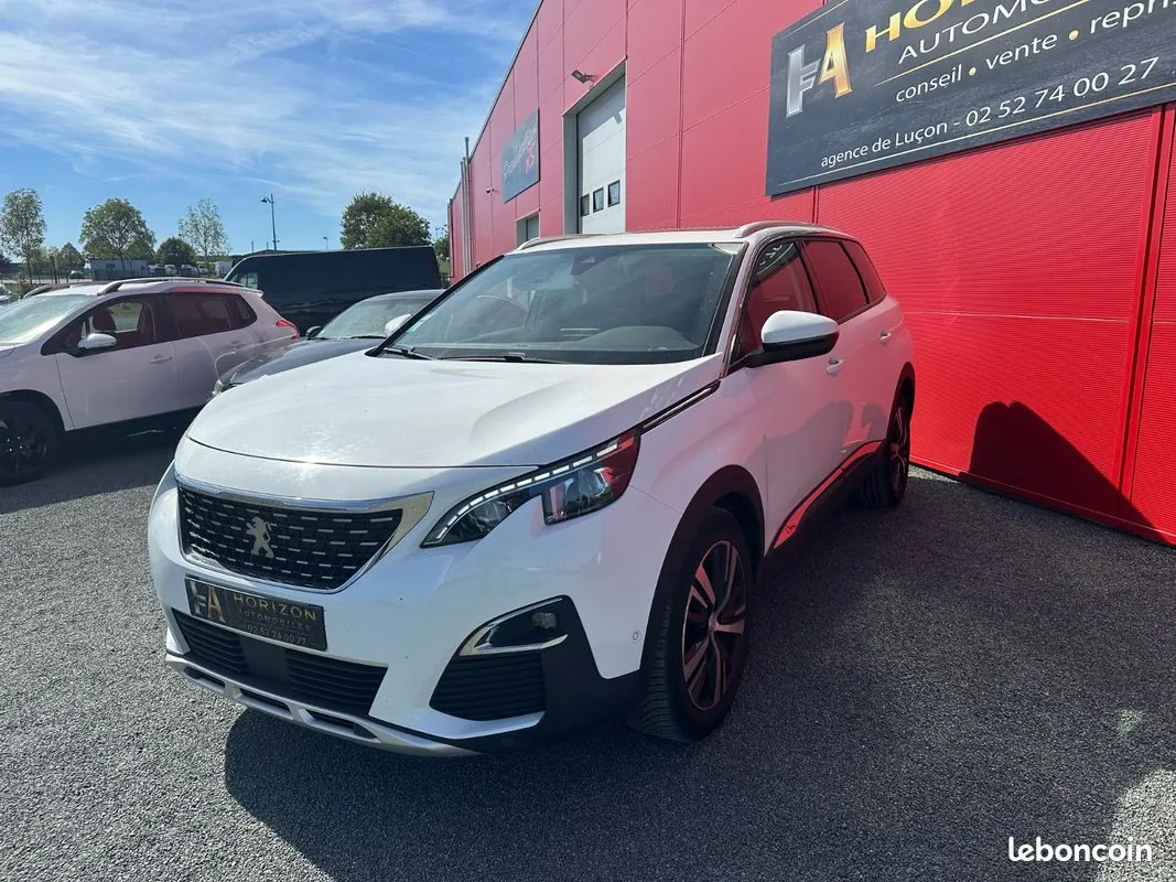 Peugeot 5008 2018 photo 3