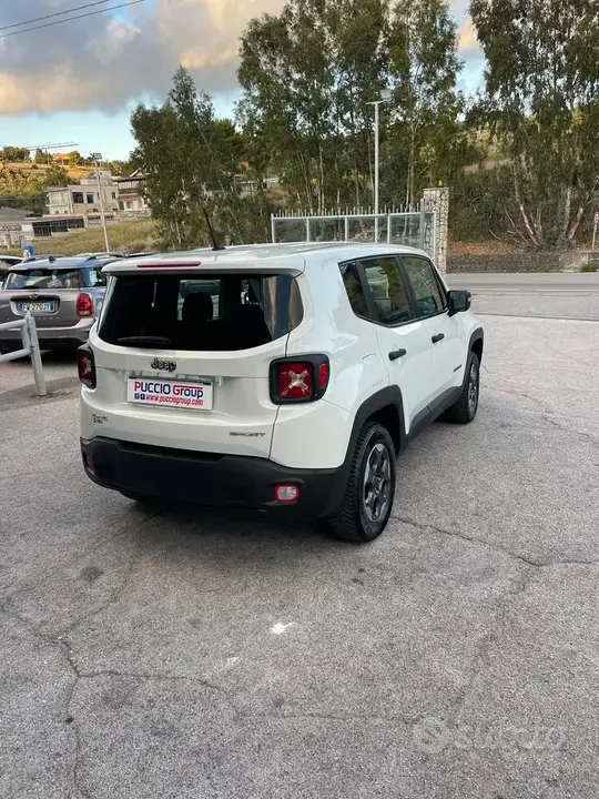 Jeep Renegade 2017 photo 4