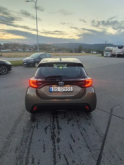 Toyota Yaris 2022 photo 4