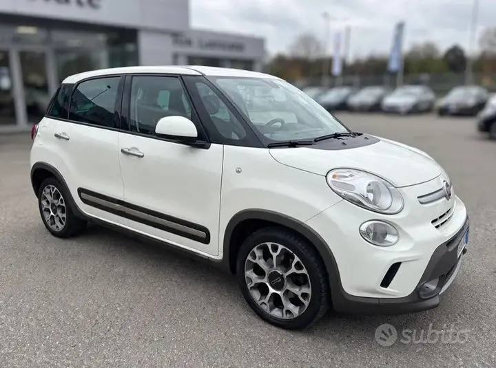 Fiat 500L 2014 photo 3