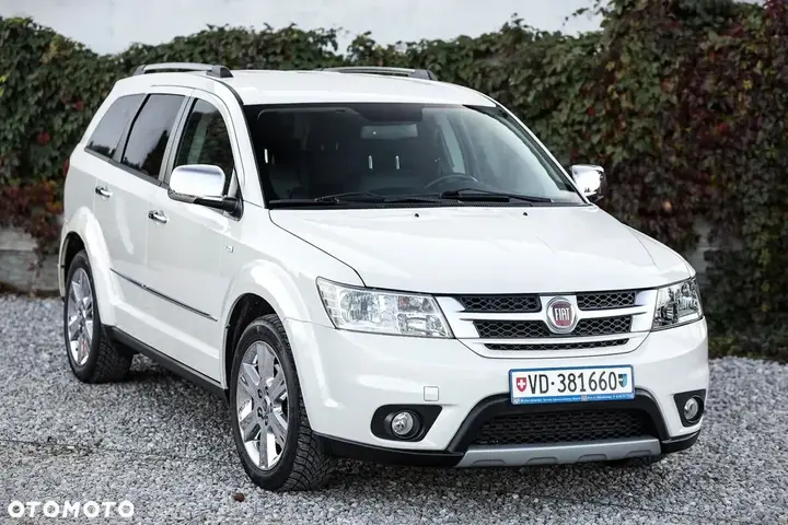 Fiat Freemont 2013 photo 2