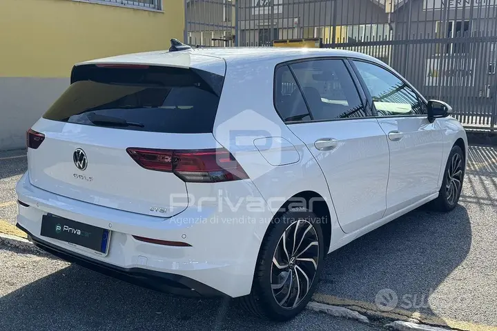 Volkswagen Golf 2024 photo 5