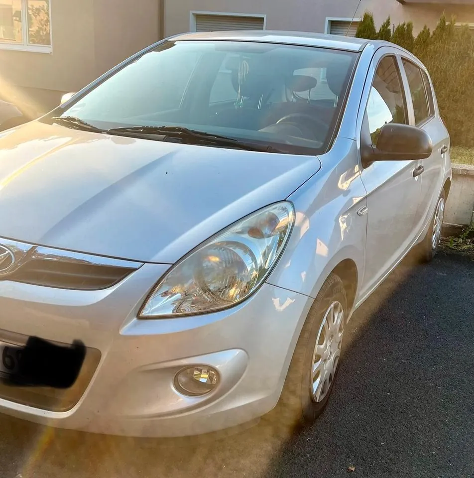 Hyundai I20