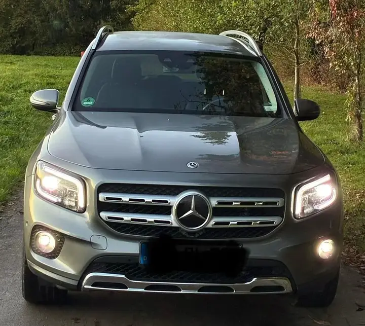 Mercedes-Benz Glb