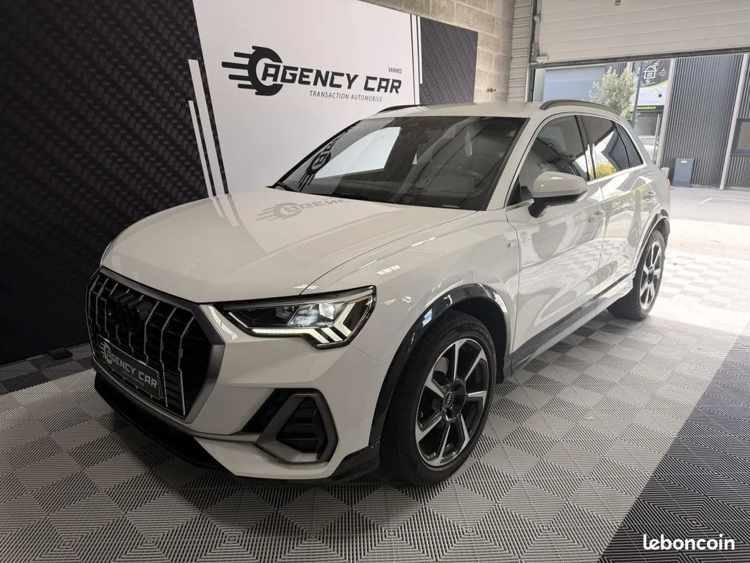 Audi Q3 2021 photo 2