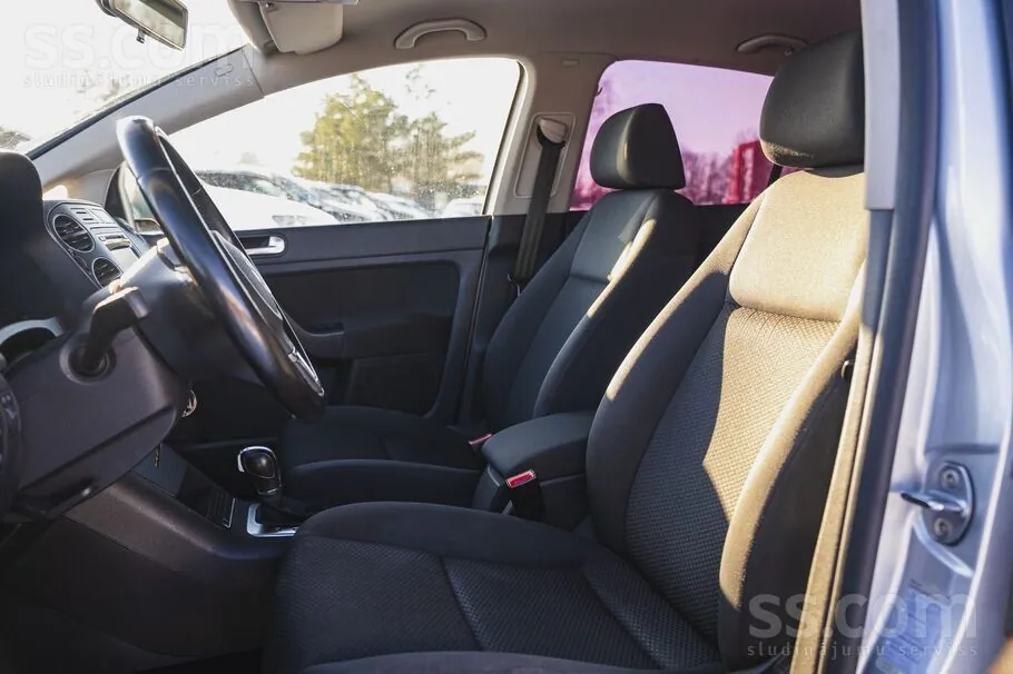 Volkswagen Golf Plus 2011 photo 3