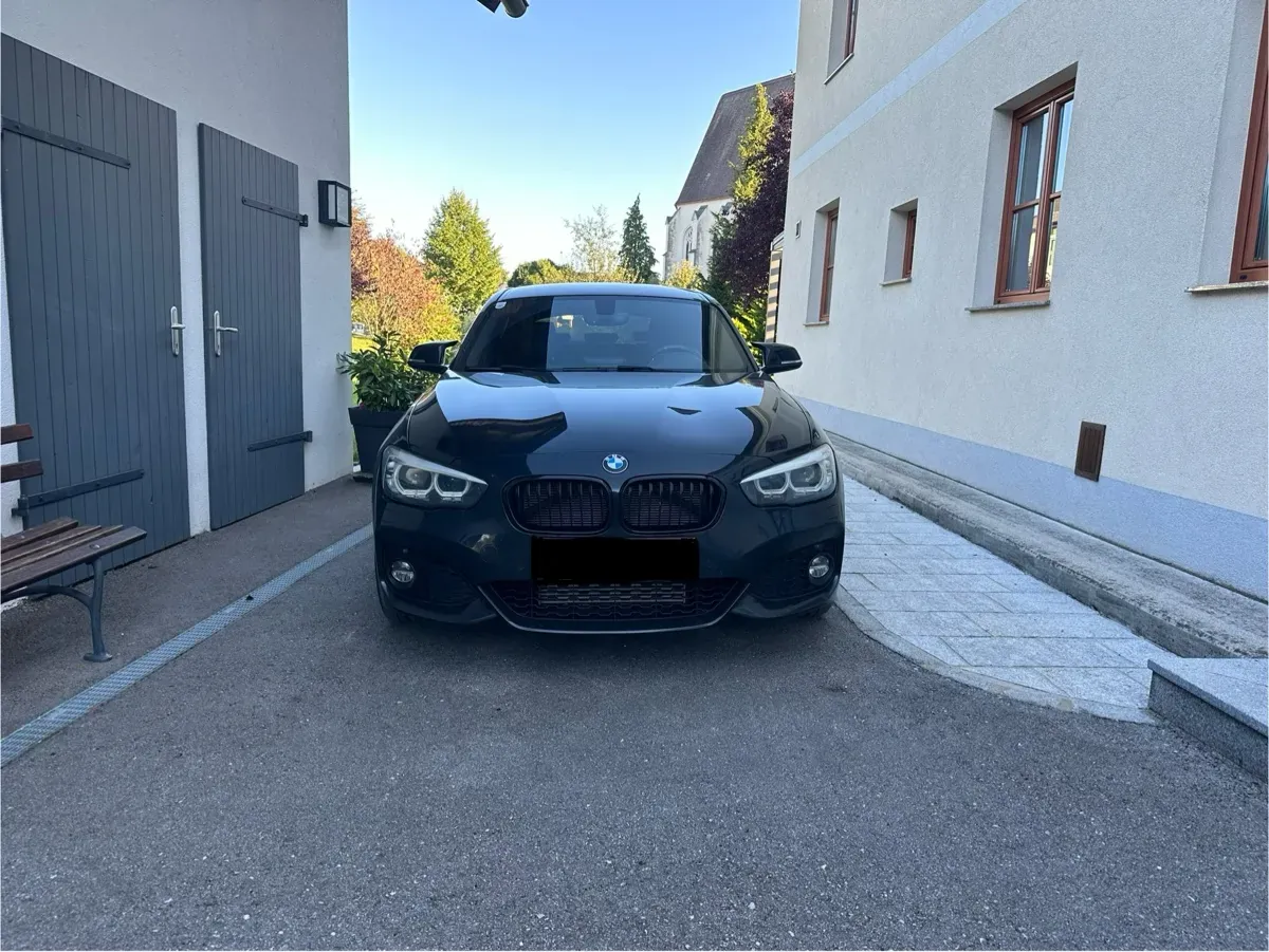 BMW 1 Series 2018 photo 2