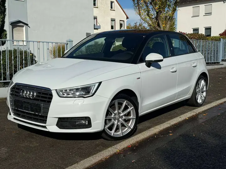 Audi A1 Sportback 2015 photo 2