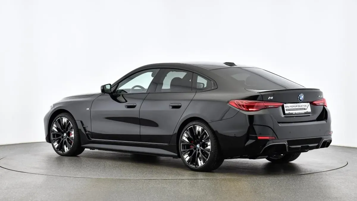 BMW I4 2025 photo 2