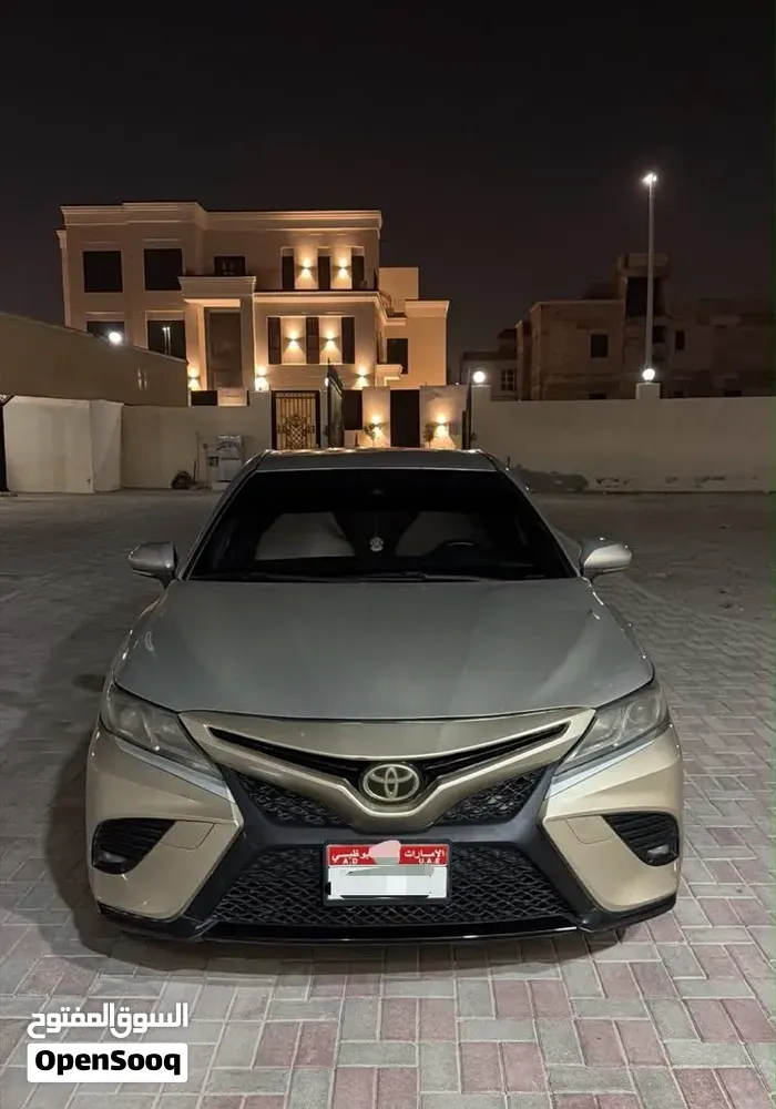Toyota Camry 2018 photo 2