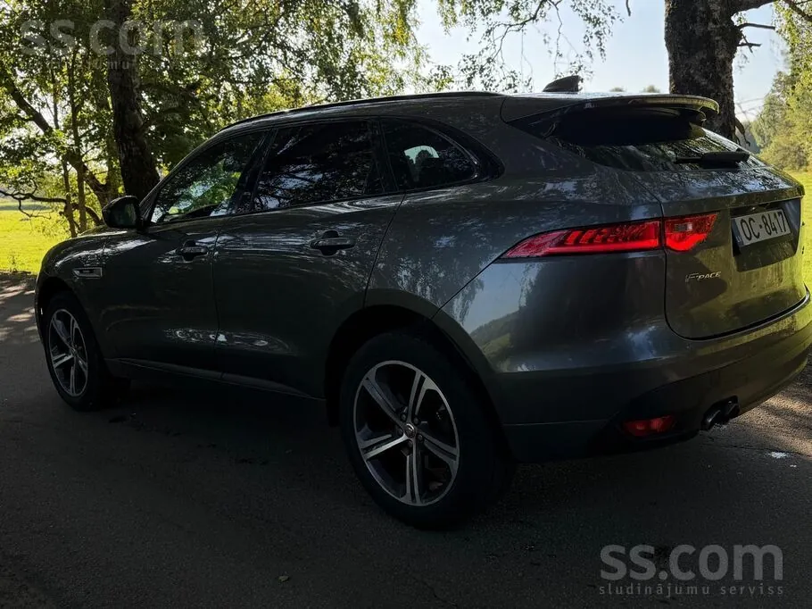 Jaguar F-Pace 2017 photo 4
