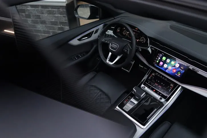 Audi Q8 2025 photo 3