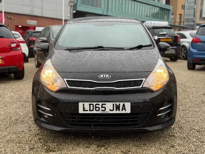 Kia Rio 2015 photo 2