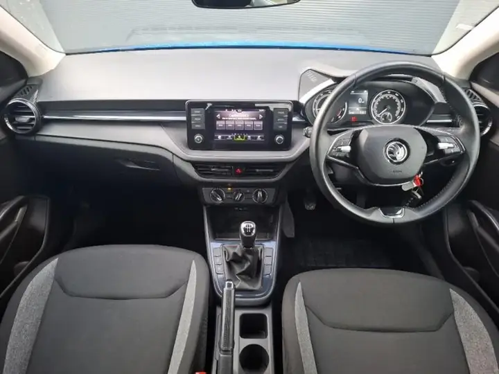Skoda Fabia 2023 photo 3