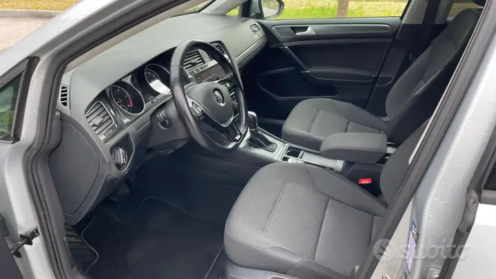 Volkswagen Golf 2018 photo 5