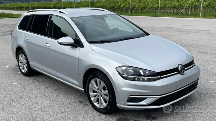 Volkswagen Golf 2018 photo 2