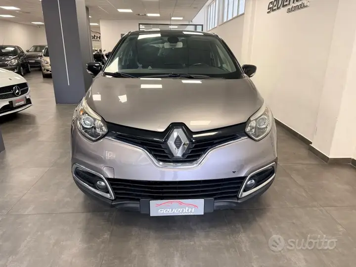 Renault Captur 2016 photo 2