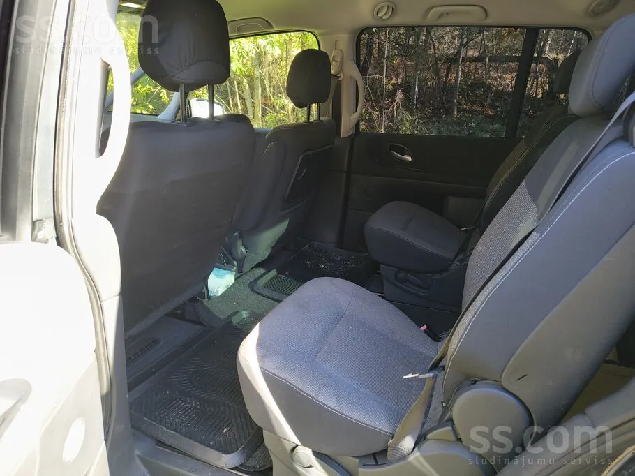 Renault Espace 2010 photo 5