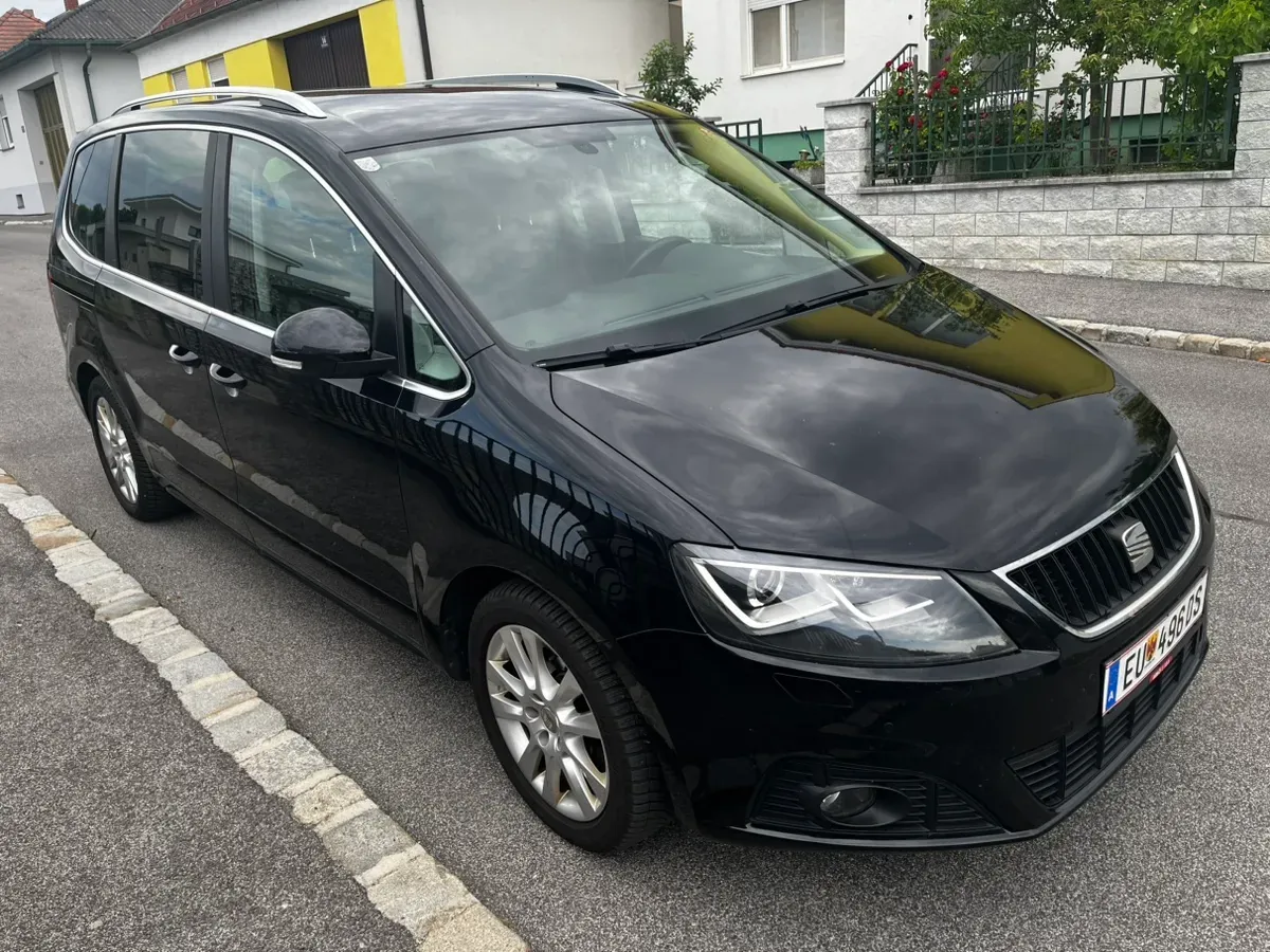 Seat Alhambra 2013 photo 2