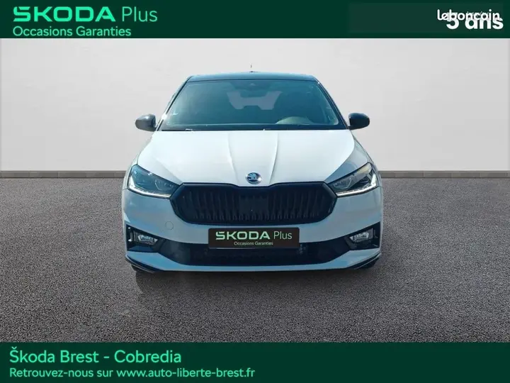 Skoda Fabia 2023 photo 2