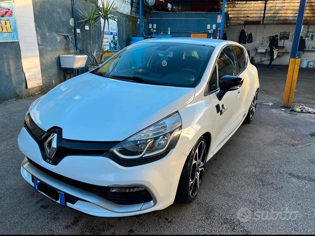 Renault Clio 2015 photo 2